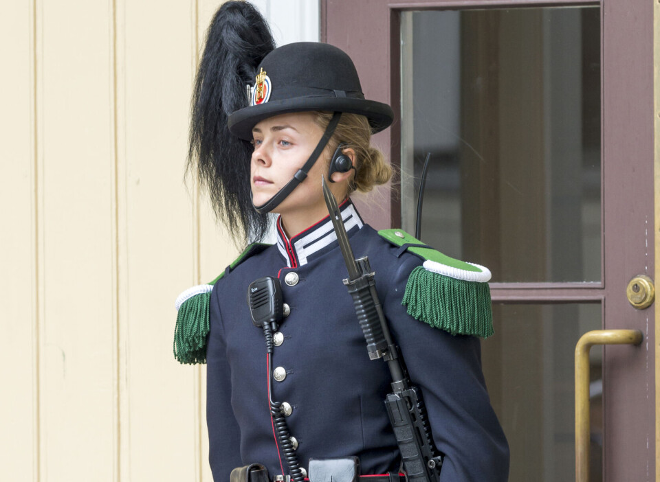 Det skal fortsatt gis tilleggspoeng for militær førstegangstjeneste.